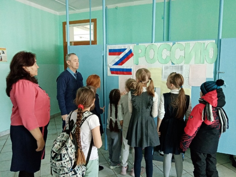 Акция «Крымская весна – 2022» в школе.
